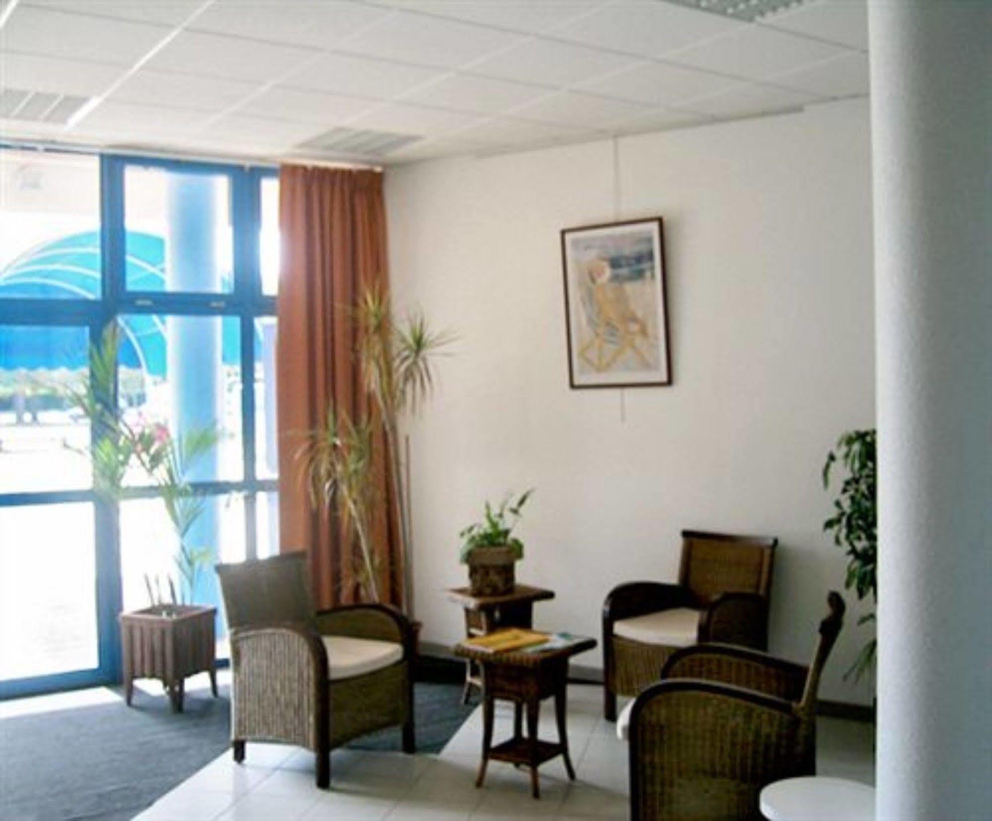 Residence Odalys Du Port Hourtin Exterior foto